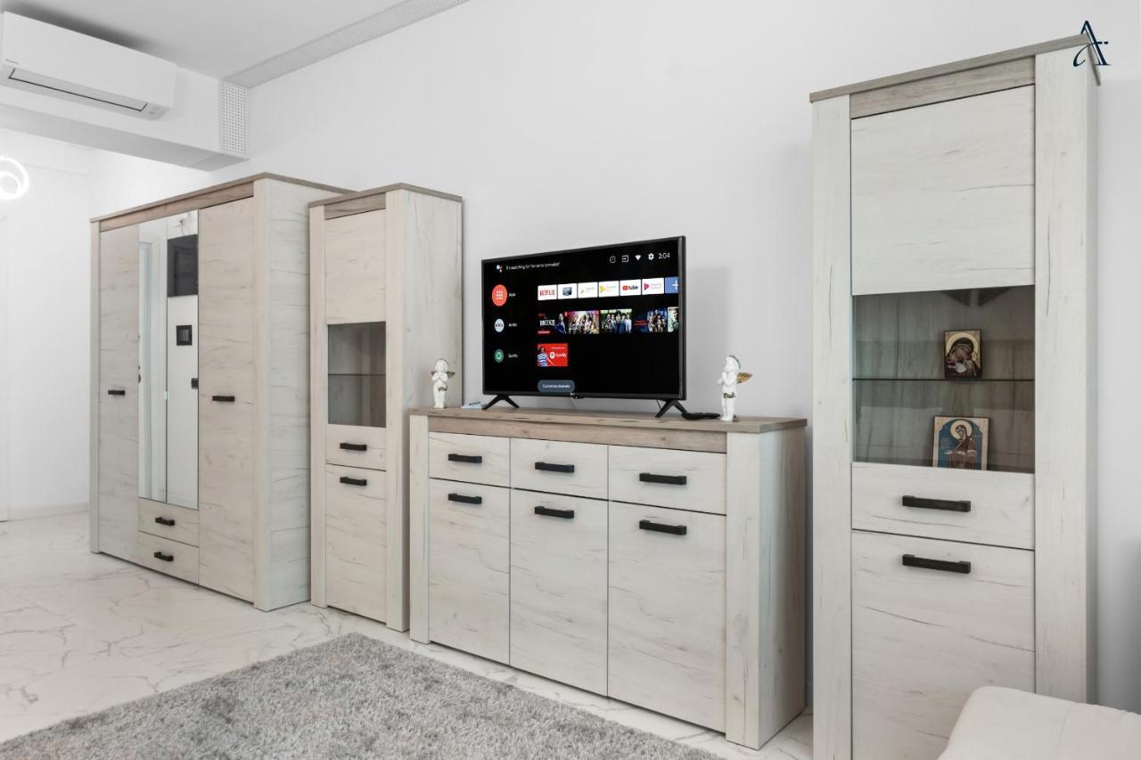 Saint George Studio & Sea View Mamaia Bagian luar foto